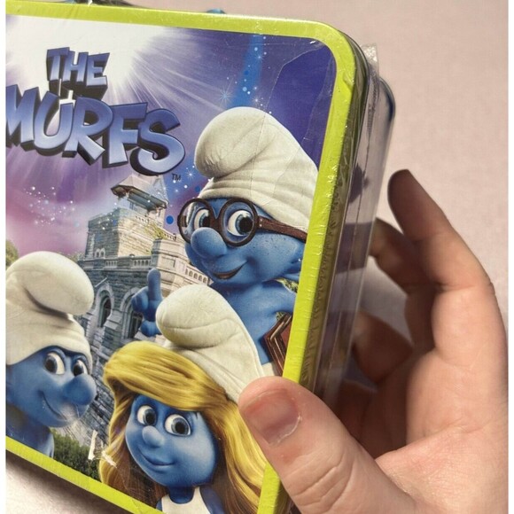 NEW Sealed Yellow/Blue Collectible 2011 The Smurfs Movie Metal Lunchbox Tin - Picture 3 of 6